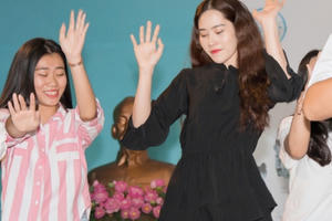 Nam Em về với sinh viên, chia sẻ câu chuyện vượt qua khó khăn trong cuộc sống