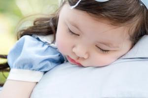 Khoảnh khắc Cadie Mộc Trà thiếp ngủ đáng yêu khiến fans phải tan chảy