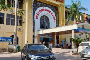 Mắc bệnh hiếm gặp, bé gái 18 tháng tuổi tại Nghệ An phải cắt buồng trứng