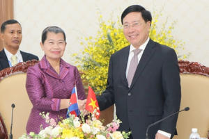 Tăng cường mối quan hệ tốt đẹp với láng giềng Campuchia Tăng cường mối quan hệ tốt đẹp với láng giềng Campuchia