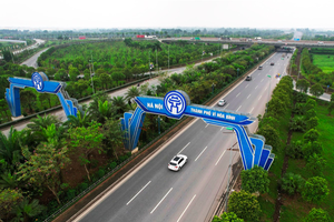 Đề xuất cấm xe tải chạy làn tốc độ cao nhất tuyến Đại lộ Thăng Long và Võ Nguyên Giáp ở Hà Nội từ ngày 20/9