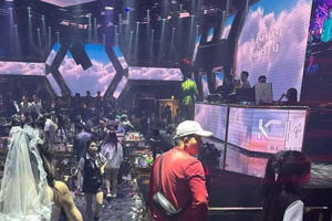 Hộp đêm Phượng Hoàng Clup ở Móng Cái kinh doanh bóng cười trái phép