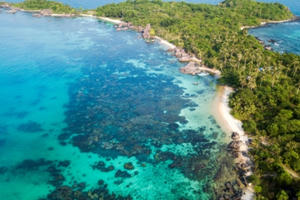 Đừng để lãng phí nguồn thu dồi dào từ kinh doanh dịch vụ ở Phú Quốc