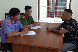 Nghệ An: Bắt nhiều đối tượng đánh bạc trên đồi keo Nghệ An: Bắt nhiều đối tượng đánh bạc trên đồi keo