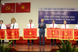 Tổng công ty Điện lực TP HCM: Xứng đáng ngọn cờ đầu của ngành điện Tổng công ty Điện lực TP HCM: Xứng đáng ngọn cờ đầu của ngành điện