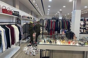 Quảng Ninh: Tạm giữ lô hàng hiệu nhập lậu có trị giá trên 1,5 tỷ đồng