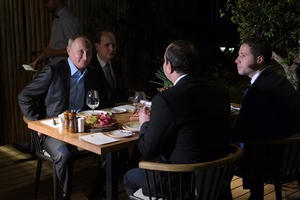 Hé lộ chế độ dinh dưỡng "khác người" của các nguyên thủ quốc gia