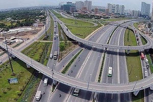 Một số dự án hạ tầng giao thông: Chưa được hài lòng với tỷ lệ giải ngân Một số dự án hạ tầng giao thông: Chưa được hài lòng với tỷ lệ giải ngân