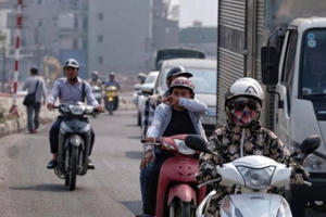 Hà Nội và TP HCM: Bụi mịn tiếp tục duy trì mức cao Hà Nội và TP HCM: Bụi mịn tiếp tục duy trì mức cao