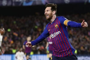 Clip - Barcelona 3-0 Man Utd: Lionel Messi hạ gục Man Utd ngay tại sân Nou Camp