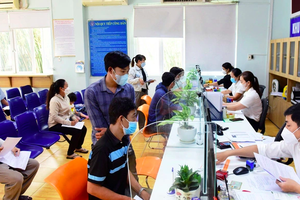 Chính phủ yêu cầu không cắt giảm tiền lương khác khi tăng lương tối thiểu