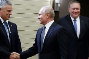 Xôn xao thông tin đại sứ Mỹ tại Nga từ chức