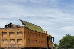 Nghệ An: Dàn xe khủng “tung hoành” trên Quốc lộ 46C