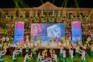 Nghệ An: Xã Hưng Đông đón bằng công nhận xã đạt chuẩn Nông thôn mới nâng cao