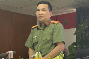 Công an TP HCM thông tin về việc bắn chết Tuấn 'khỉ' Công an TP HCM thông tin về việc bắn chết Tuấn 'khỉ'