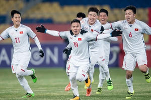 Facebook tràn ngập hình ảnh chúc mừng chiến thắng của đội tuyển U23 Việt Nam