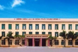 Bệnh viện Phổi Trung ương: Bác sĩ làm ngơ, bỏ mặc sống chết của bệnh nhân?