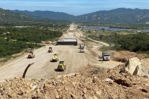 Rốt ráo giải quyết nguồn đất đắp thiếu ở 3 dự án cao tốc Bắc–Nam