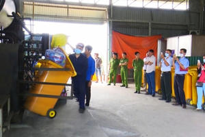 An Giang: Tiêu hủy số hàng hóa nhập lậu trị giá gần 600 triệu đồng