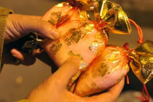 Đầu năm mua muối Đầu năm mua muối