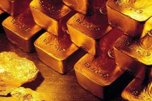Giá vàng hôm nay 29/8: Giá vàng treo cao, chờ leo đỉnh mới