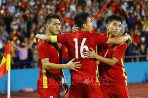 U23 Việt Nam 3-0 U23 Indonesia: Đẳng cấp cựu binh vàng mười và sức sống trẻ