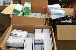 Hàng loạt người bị “giật tiền cọc” khi đặt mua khẩu trang