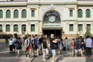 Việt Nam dự kiến mở cửa lại du lịch quốc tế: Bao giờ đúng thời điểm?