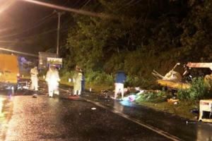 Hai xe tải tông nhau, 1 người chết, 2 người bị thương