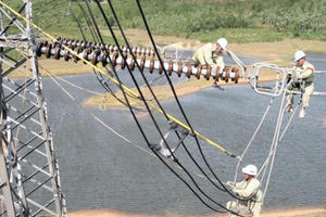 Gấp rút triển khai dự án đường dây 500kV mạch 3