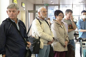 Nội Bài xử lý thế nào với 202 khách quốc tế đã booking sẽ nhập cảnh hôm nay Nội Bài xử lý thế nào với 202 khách quốc tế đã booking sẽ nhập cảnh hôm nay