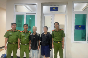 Công an xã Chương Dương giúp đỡ đưa cụ ông 82 tuổi đi lạc về với gia đình