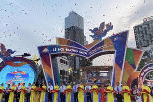 TP Hồ Chí Minh: Lễ hội Đường sách Tết Giáp Thìn thu về hơn 10 tỷ đồng