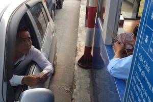 Thứ trưởng Bộ GTVT: Thu phí trên quốc lộ 5 là đúng quy định