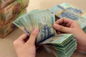 Bất ngờ lãi suất tiết kiệm nhảy vọt lên 8,2%/năm còn trái phiếu gần 20%