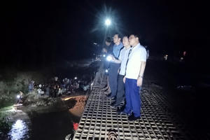 7 học sinh đi tắm suối bất ngờ bị lũ cuốn trôi tại Quảng Ninh