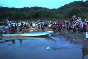 Tìm thấy thi thể 2 nạn nhân cuối cùng trong vụ lật thuyền trên hồ Đa Tôn