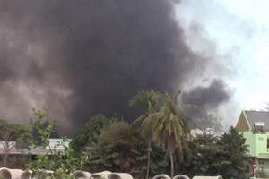 Bình Dương: Ba căn nhà đổ sập hoàn toàn do hỏa hoạn Bình Dương: Ba căn nhà đổ sập hoàn toàn do hỏa hoạn