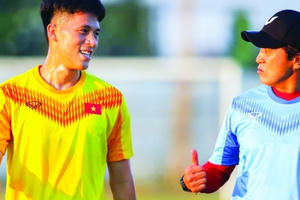 Lý do HLV Park Hang Seo giữ Ðình Trọng