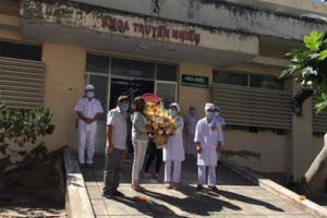 Thêm 10 ca mắc Covid-19 được công bố khỏi bệnh Thêm 10 ca mắc Covid-19 được công bố khỏi bệnh