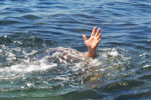 Nghệ An: Tắm biển Cửa Lò một học sinh đuối nước thương tâm Nghệ An: Tắm biển Cửa Lò một học sinh đuối nước thương tâm