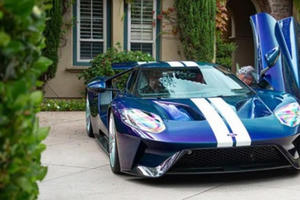 Những chiếc ô tô sở hữu lớp sơn đắt giá tới cả tỷ đồng