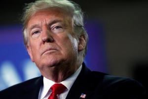 16 bang kiện ông Trump vì ban bố tình trạng khẩn cấp quốc gia