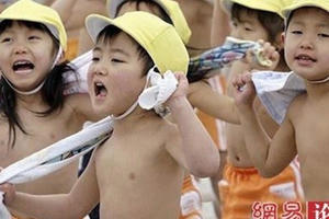 Người Nhật huấn luyện trẻ chịu lạnh như thế nào?