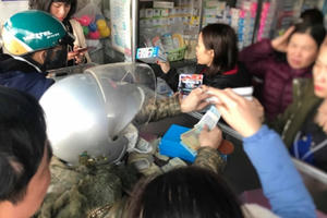 Nghệ An: Loạn giá khẩu trang y tế, nhiều nơi vẫn “cháy hàng”