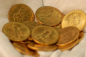 Nhờ cách ly xã hội mà nhiều người... tìm được kho báu