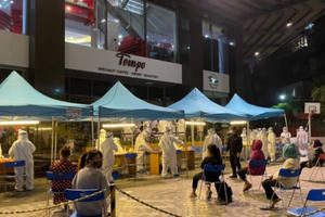 CDC Hà Nội thức trắng đêm xét nghiệm Covid-19 cho 1.700 công dân