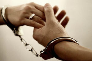 Cô gái kết hôn giả nguy cơ bị “chồng ảo” ràng buộc “trọn kiếp”