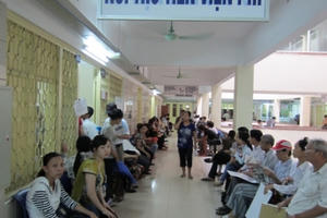 Tăng viện phí: Hy vọng chất lượng điều trị cũng tăng