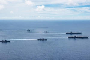 Đòn nặng vào những mưu tính